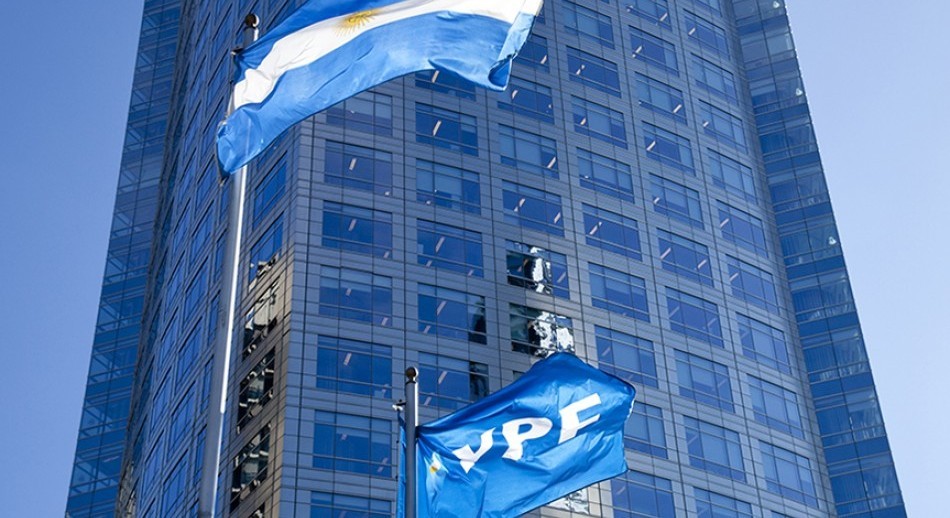 Juicio por YPF: Argentina obtuvo una prórroga y evitó la entrega de acciones