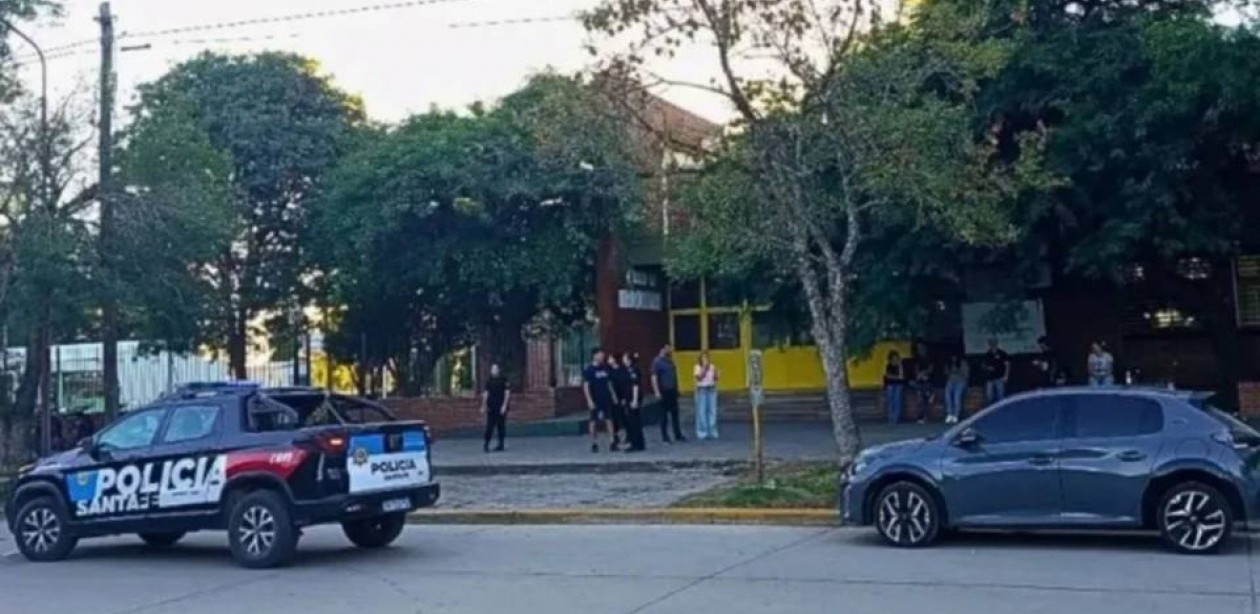 Un alumno fue armado a un colegio de Santa Fe y mató a un compañero