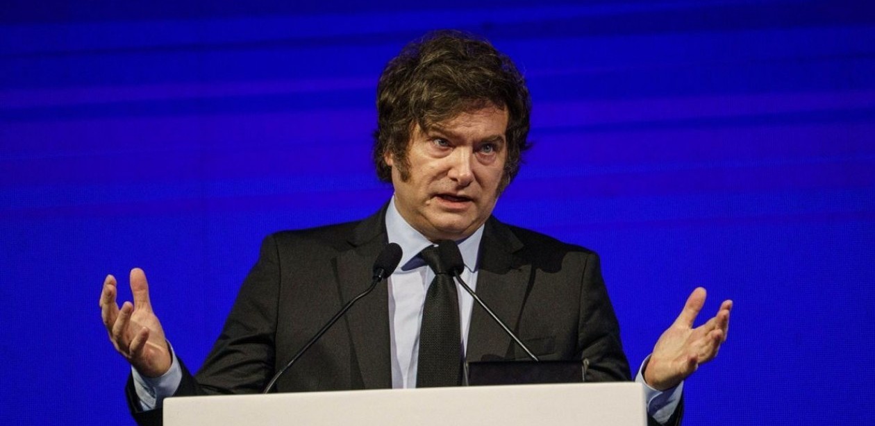 Milei afirmó que “no hay recesión” y dijo que quienes piden un dólar más caro “son unos cobardes”